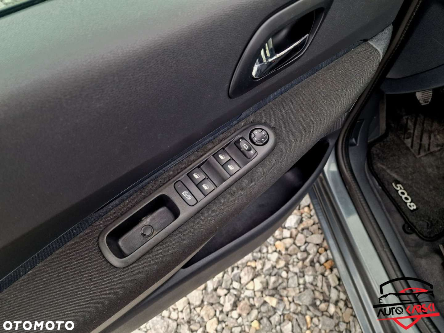 Peugeot 5008 - 29
