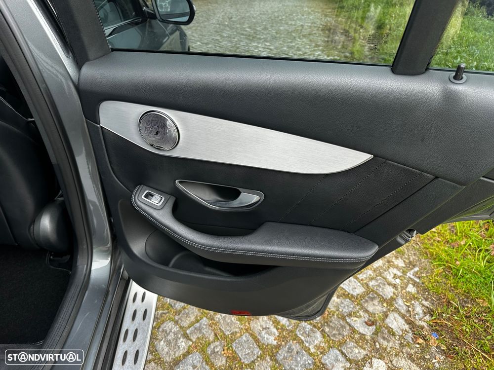 Mercedes-Benz GLC 220 d 4Matic 9G-TRONIC AMG Line - 45