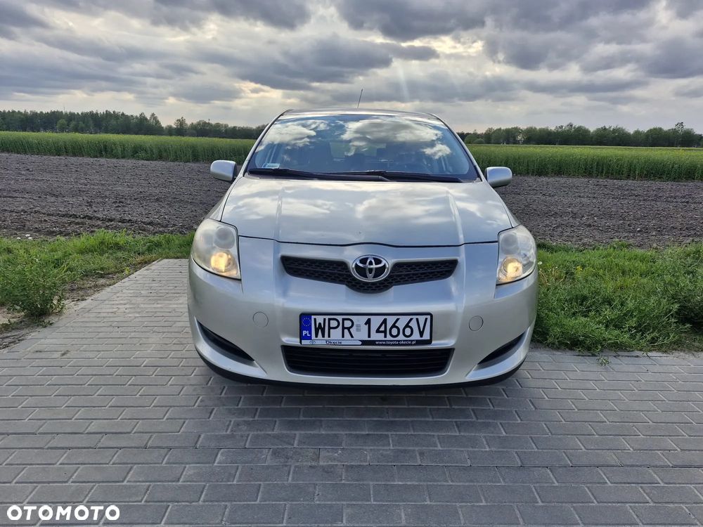 Toyota Auris 1.6 VVT-i Luna - 2