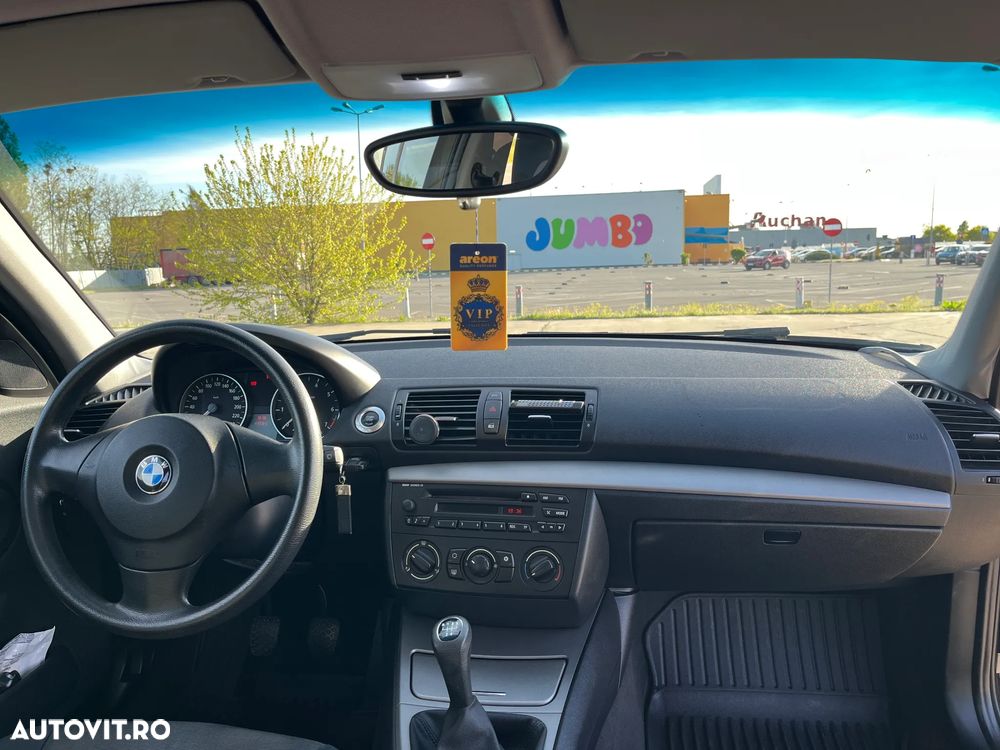 BMW Seria 1 - 12
