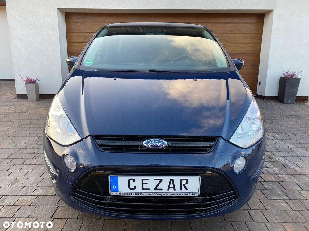 Ford S-Max - 16