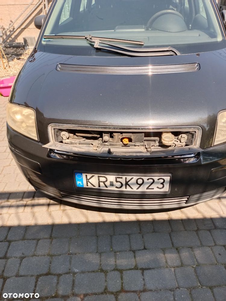 Audi A2 1.4 - 10