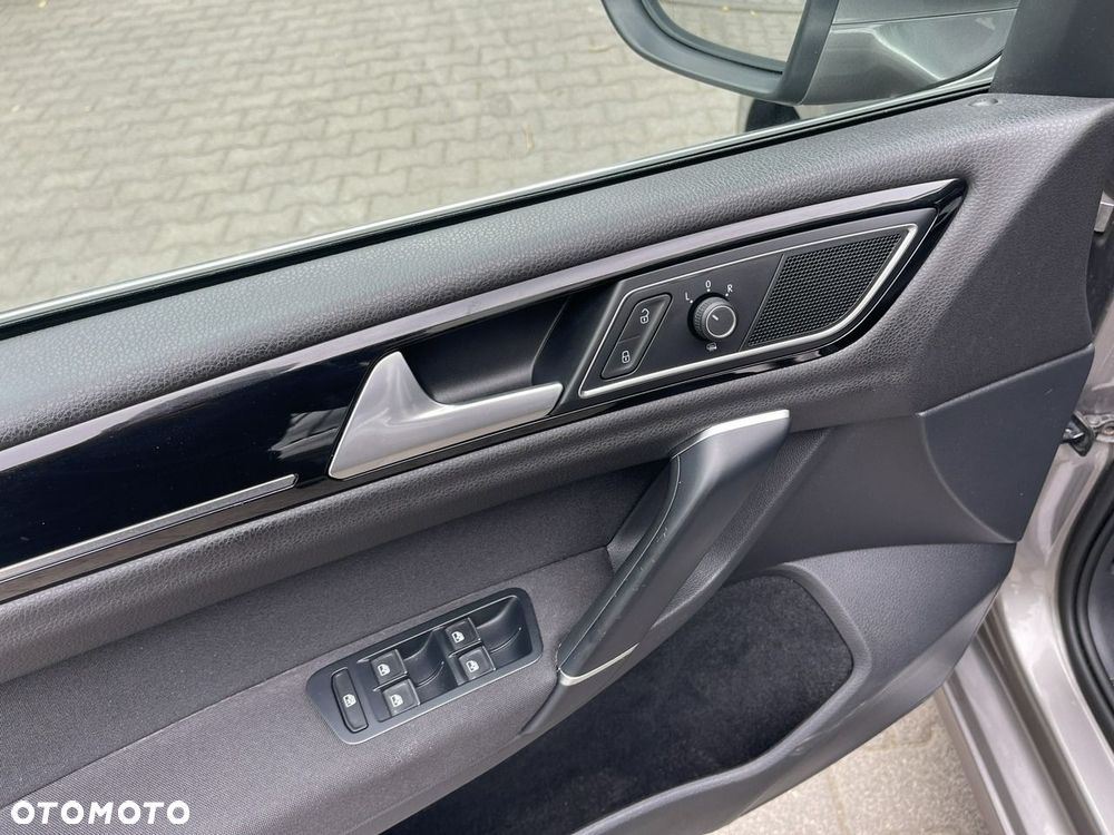 Volkswagen Golf Sportsvan - 18