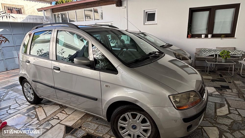 Fiat Idea - 2