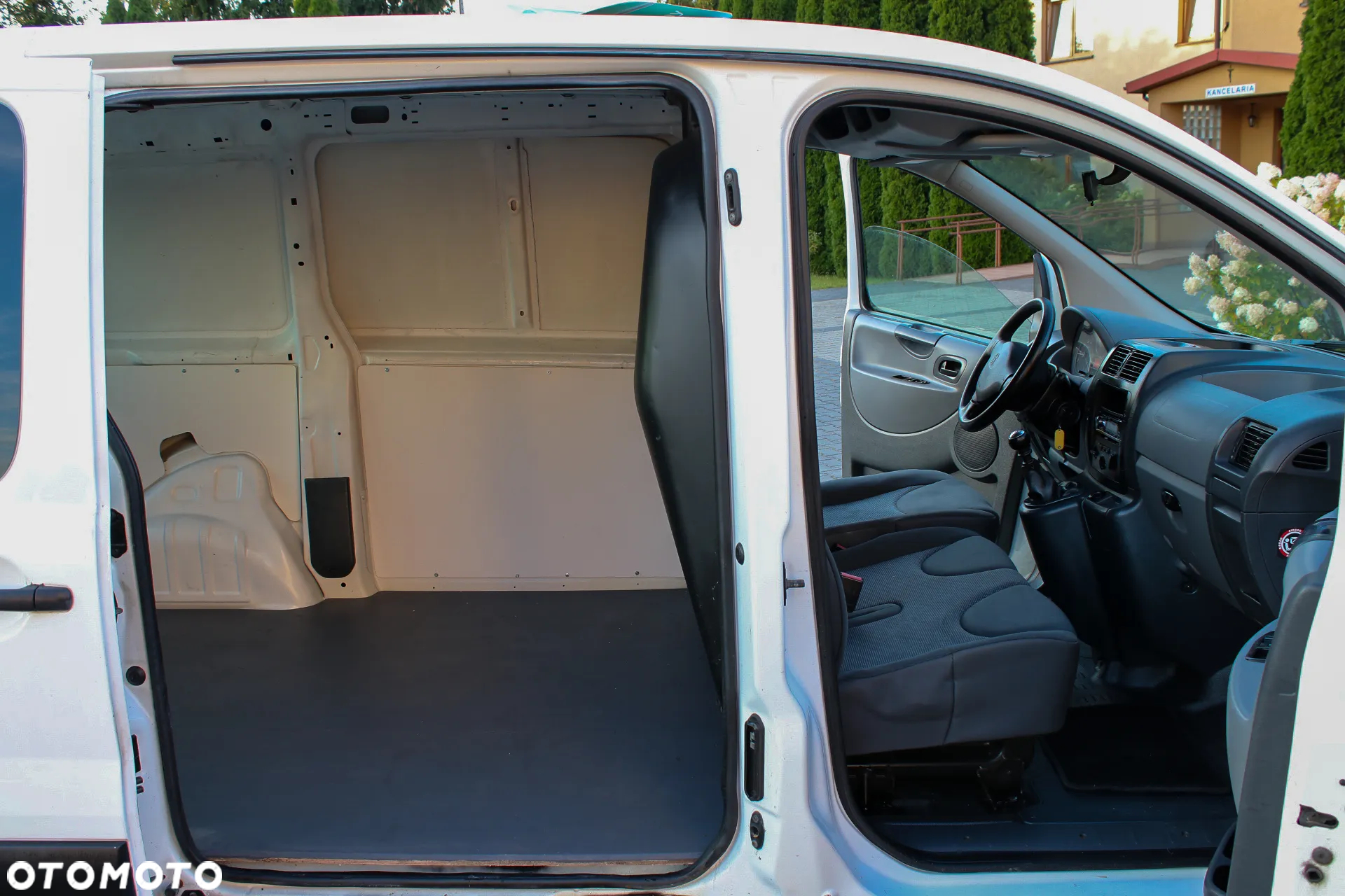 Peugeot Expert - 27