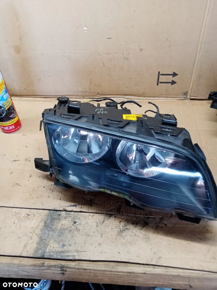 Lampa prawy przód przednia prawa BMW 3 E46 8361948 - 1