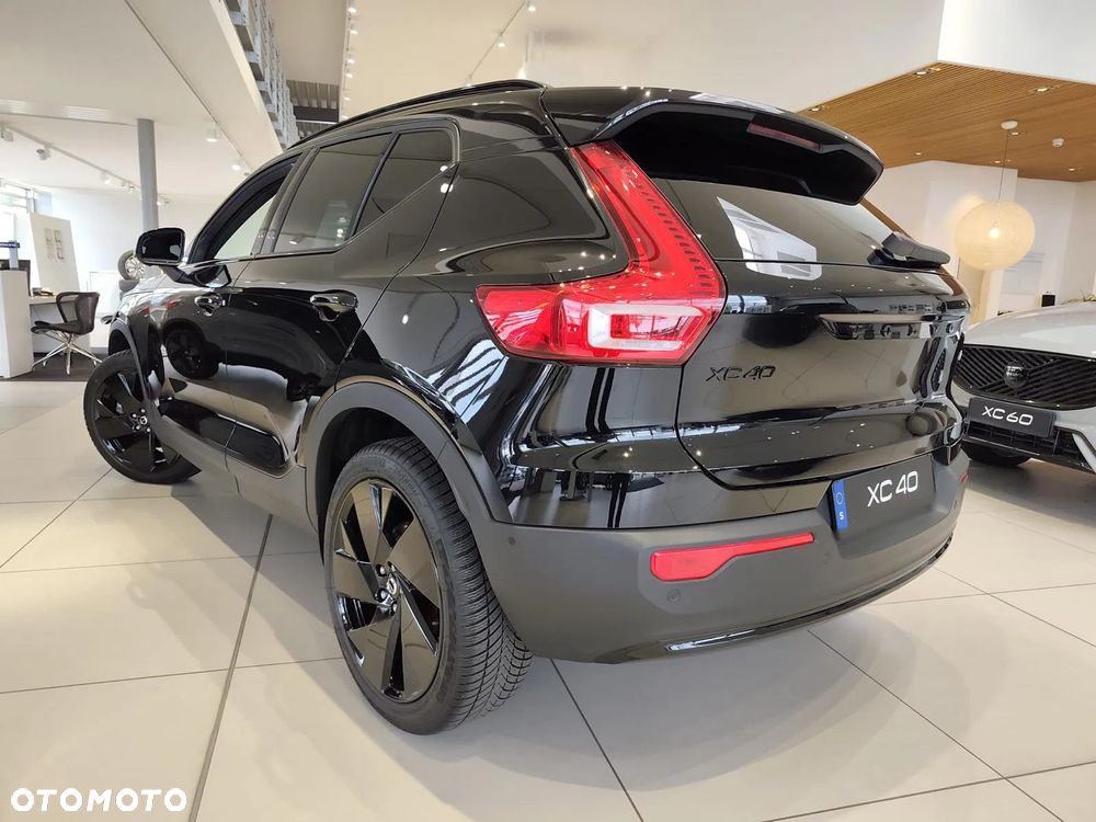 Volvo XC 40 B4 AWD Ultimate Dark - 5