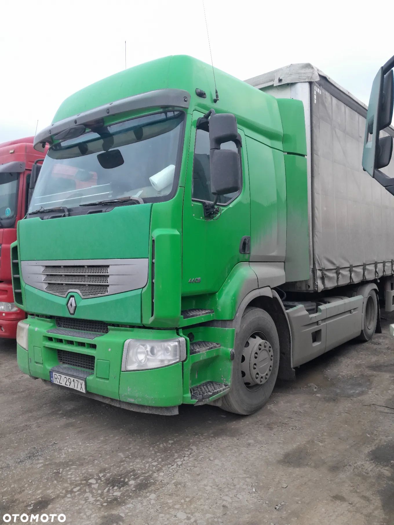 Renault Premium - 1