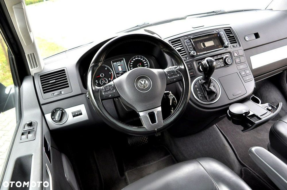 Volkswagen Multivan - 6