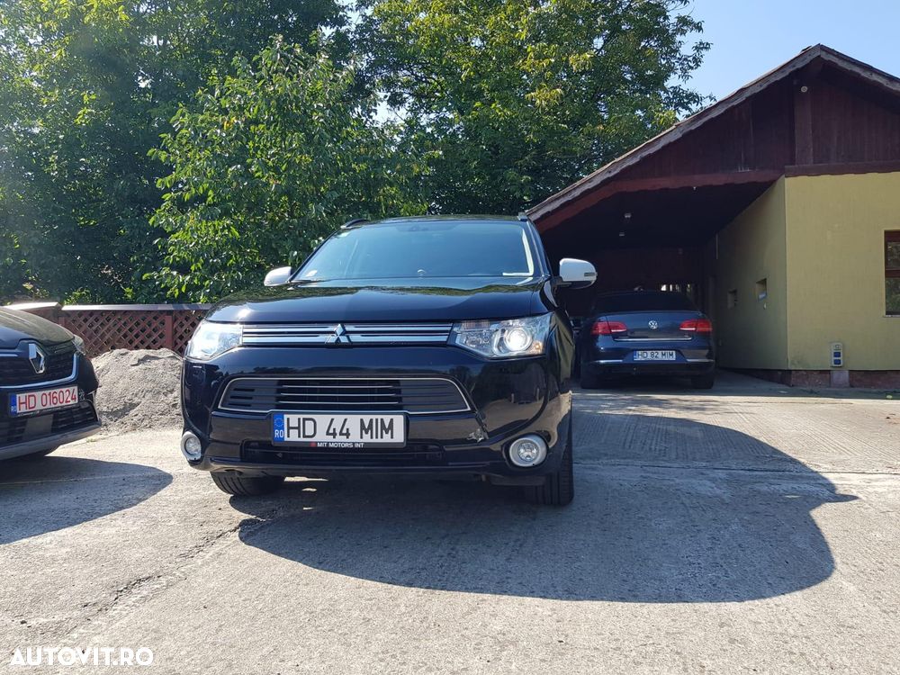 Mitsubishi Outlander 2.0 Intense A10 - 1