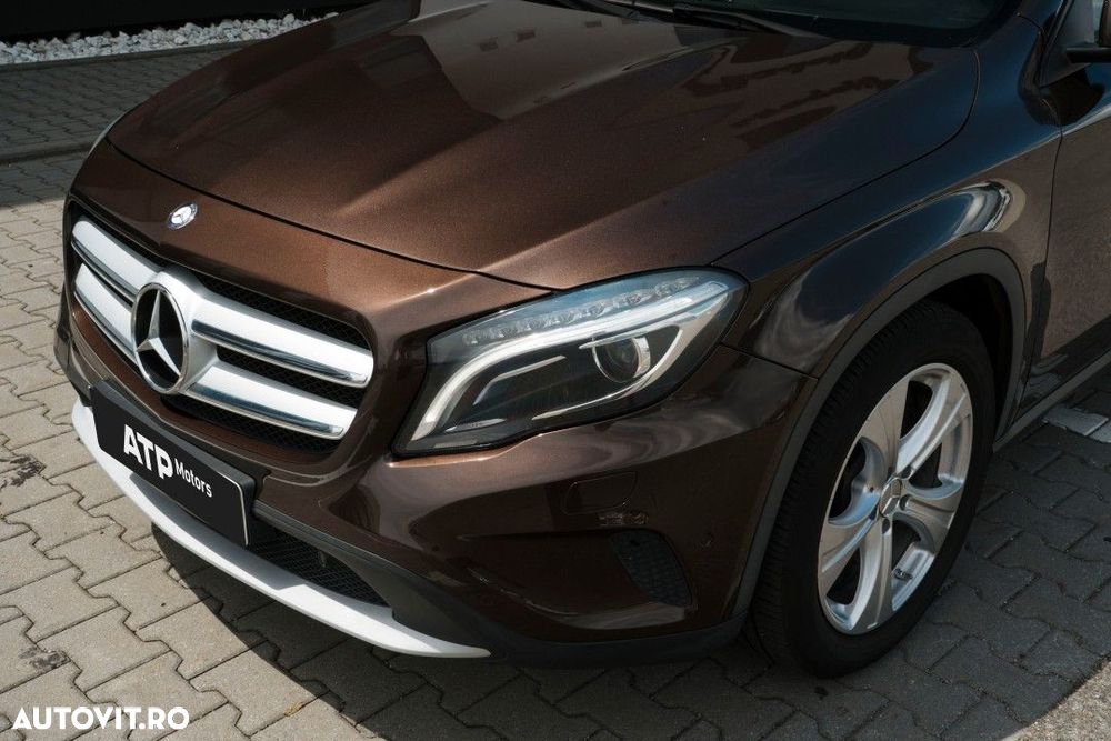 Mercedes-Benz GLA - 30