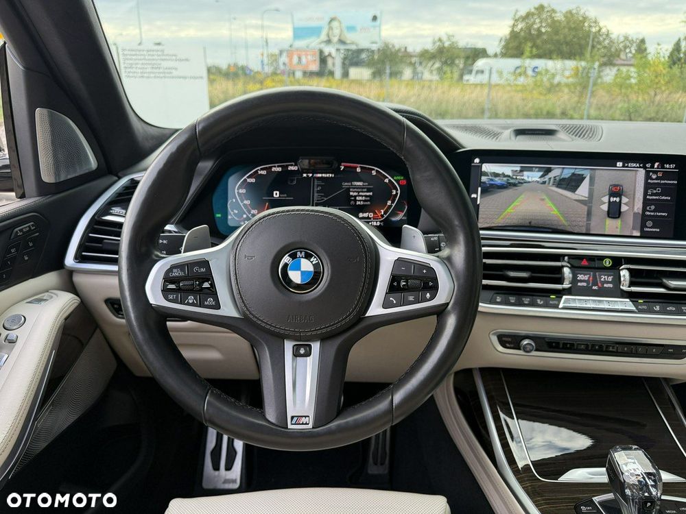 BMW X7 - 8