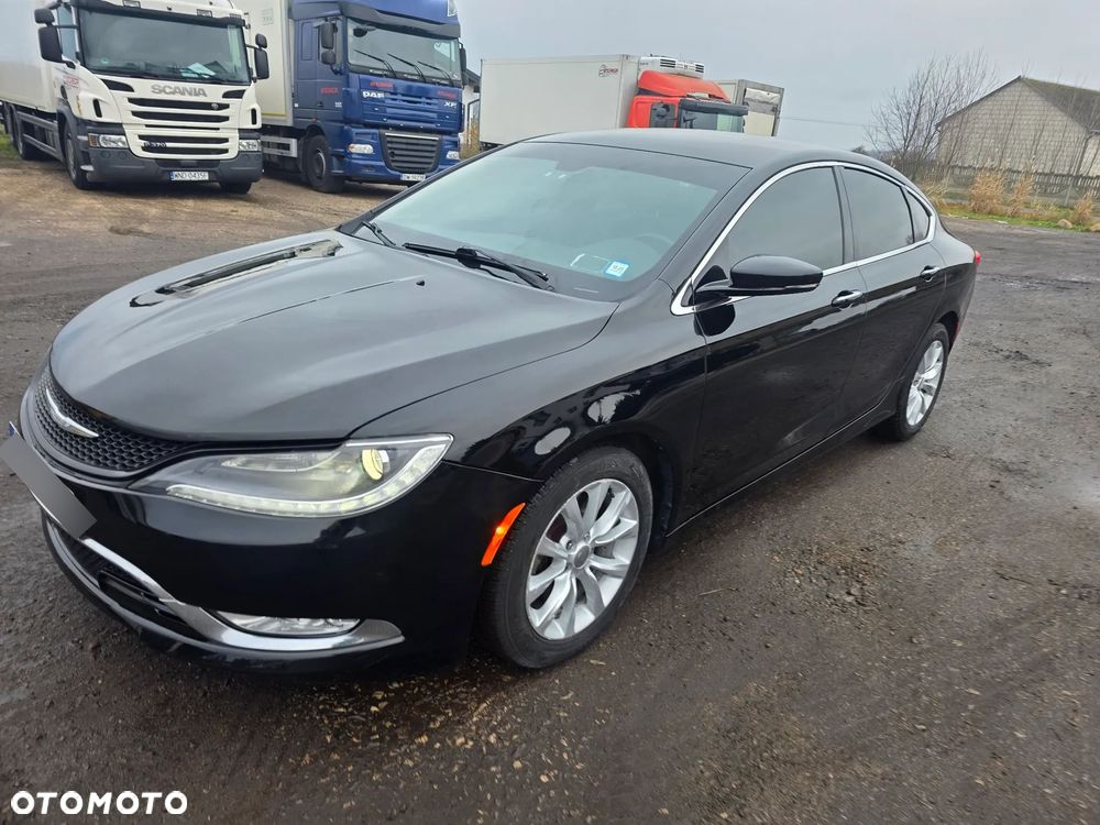 Chrysler 200 - 2