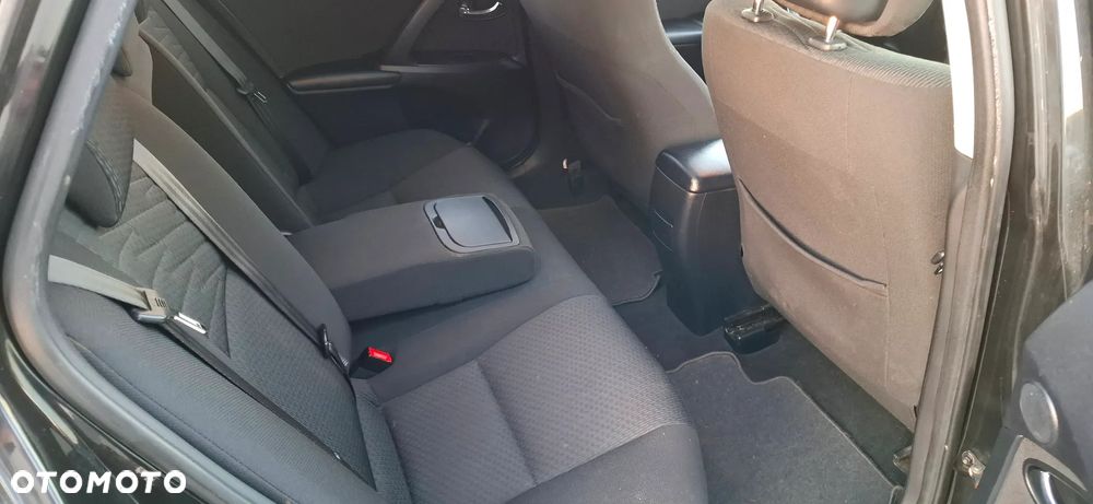 Toyota Avensis 2.0 Prestige NAVI - 18