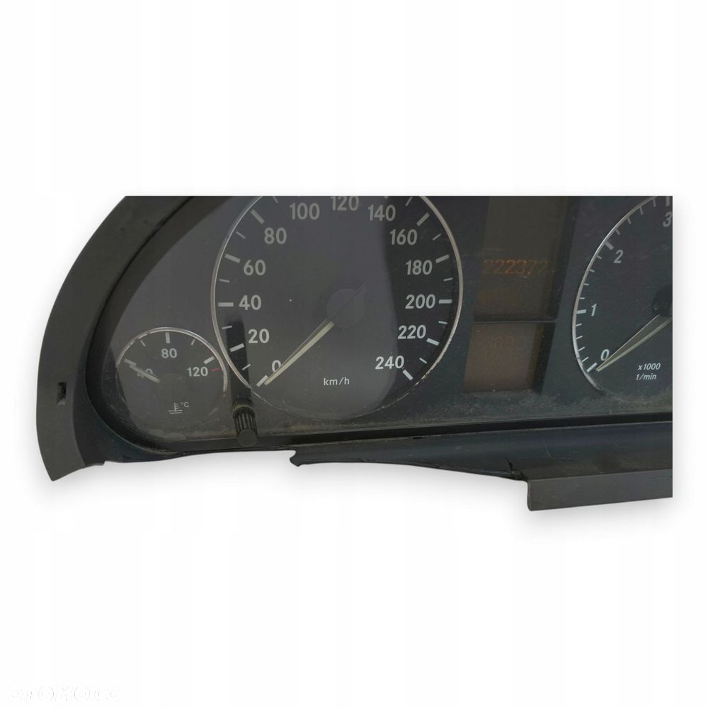 LICZNIK ZEGARY A1695403748 Mercedes W169 1.5 1.7 2.0 8V Benzyna 222 372km - 5