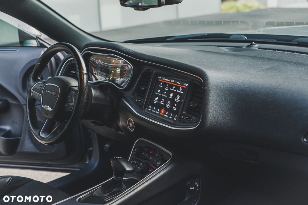 Dodge Challenger 5.7 R/T - 22