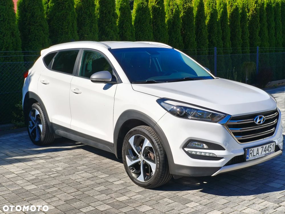 Hyundai Tucson 1.7 CRDI BlueDrive GO 2WD - 11