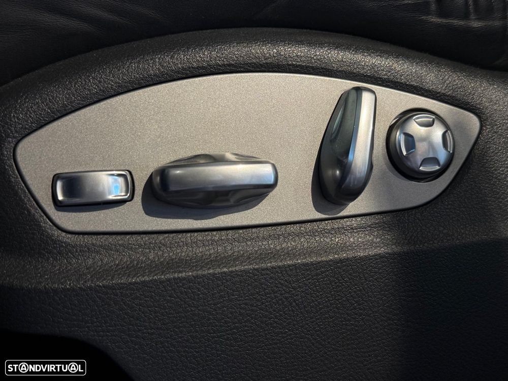Porsche Cayenne Platinum Edition - 17
