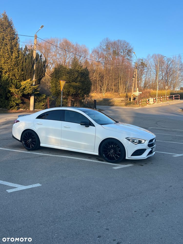 Mercedes-Benz CLA 180 7G-DCT AMG Line - 11