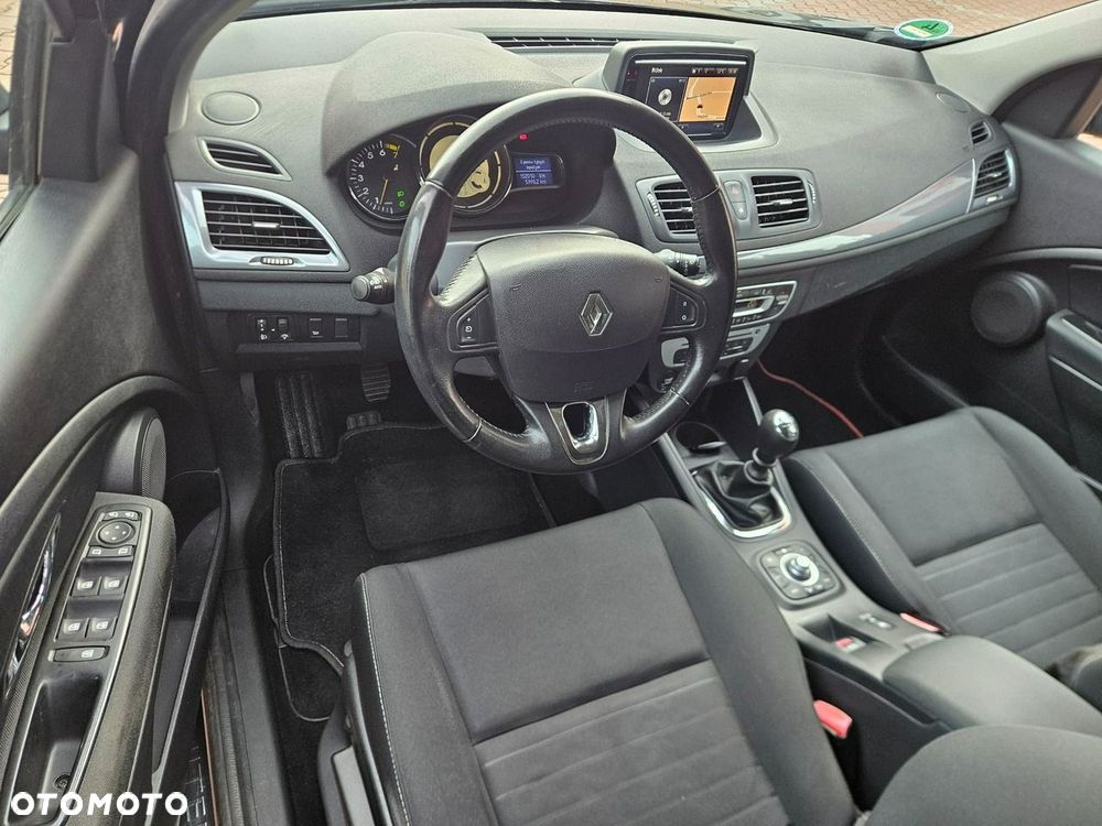 Renault Megane 1.6 16V 110 LIMITED - 9