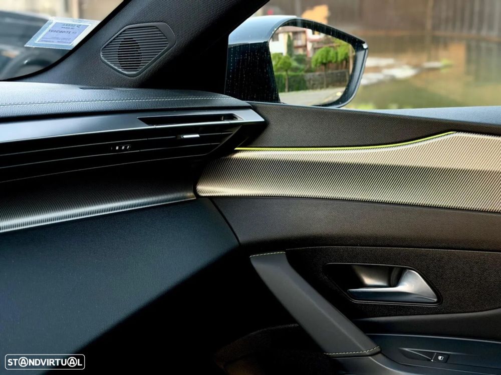 Peugeot 308 1.6 Hybrid GT Pack e-EAT8 - 38