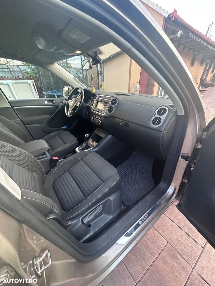 Volkswagen Tiguan 2.0 TDI DPF 4Motion BlueMotion Technology DSG Cup Sport & Style - 12