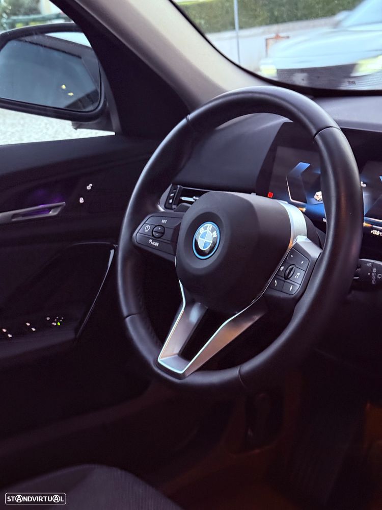 BMW iX1 xDrive30 xLine - 20