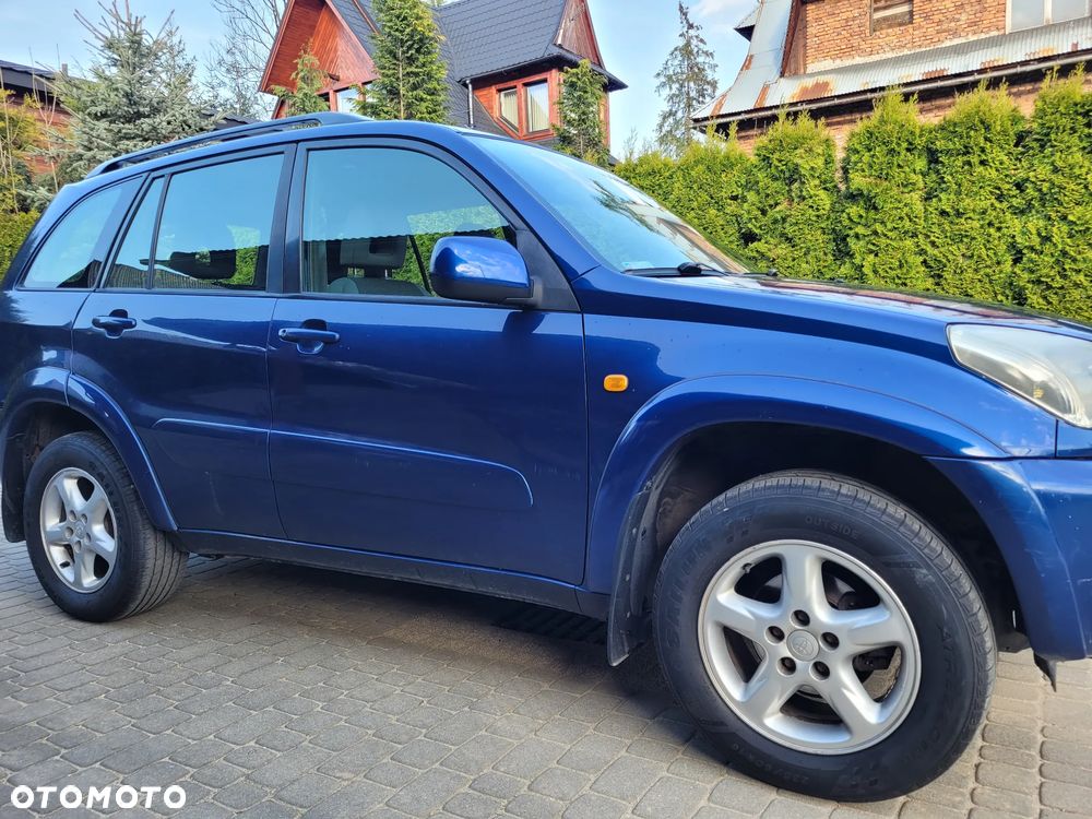 Toyota RAV4 2.0 VVT-i 4x4 - 2