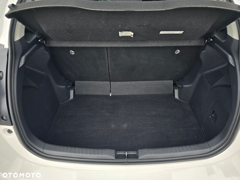 Toyota Yaris Hybrid 1.5 Comfort - 40