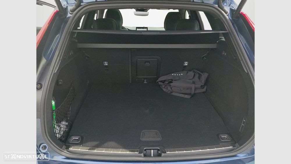 Volvo XC 60 2.0 T6 PHEV Black Edition AWD - 16