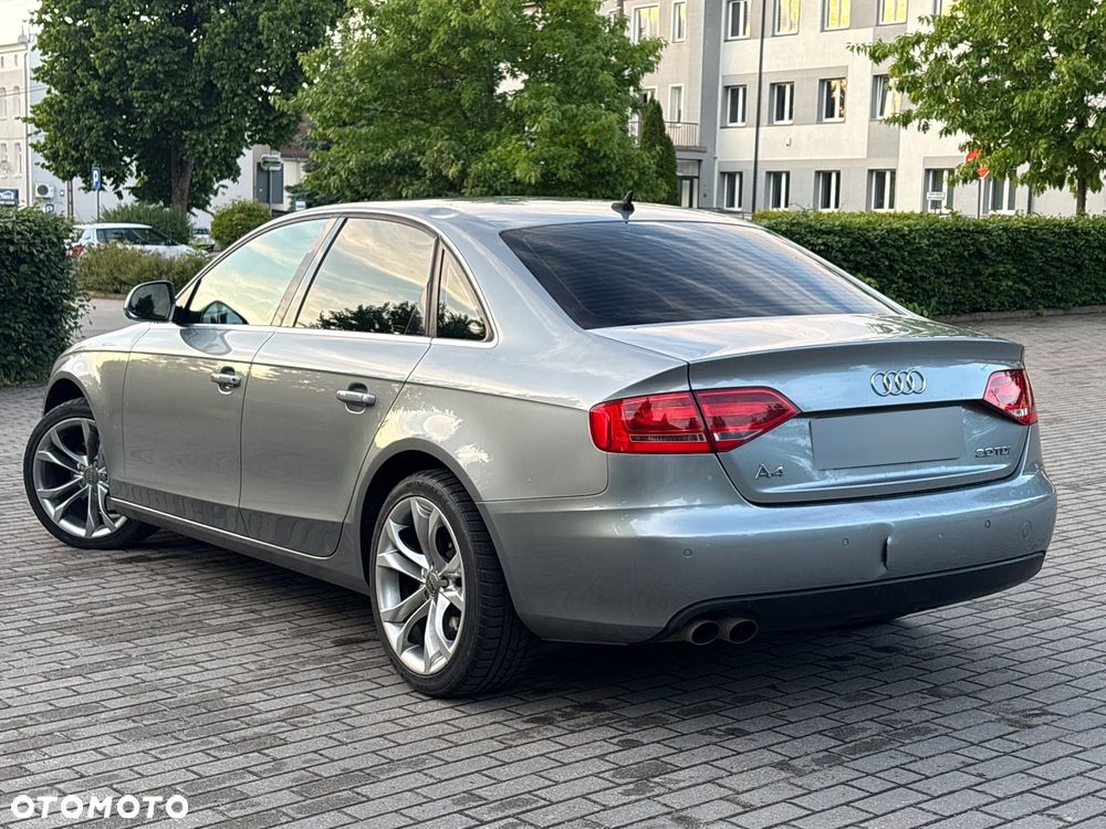 Audi A4 Limousine 2.0 TDI Limited Edition Multitr - 13