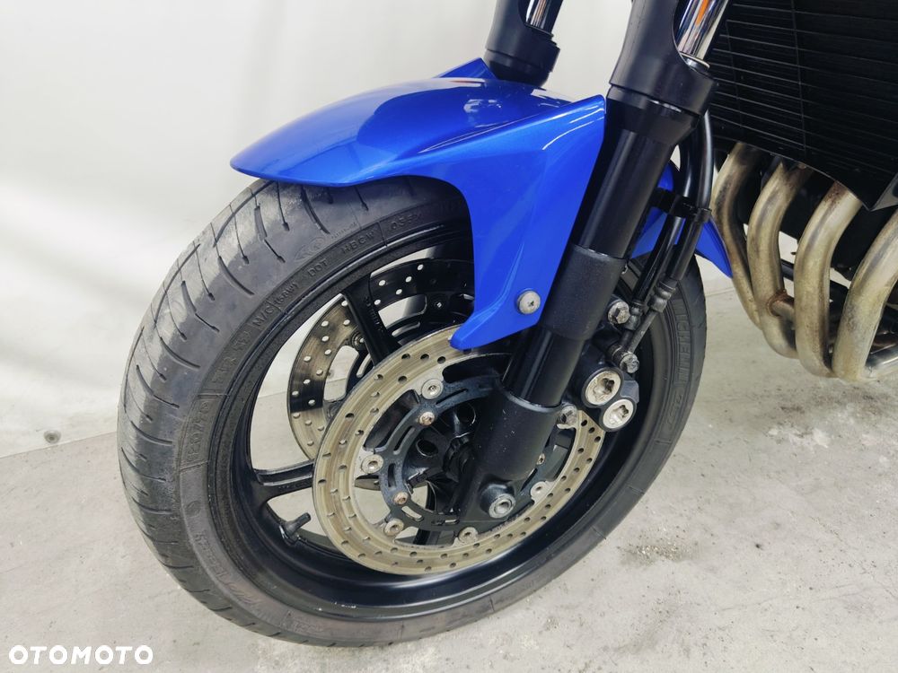 Yamaha FZ6 - 20