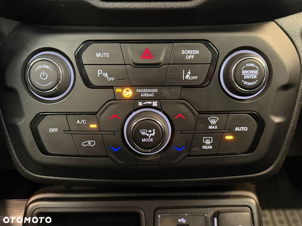 Jeep Renegade 1.5 T4 mHEV Longitude FWD S&S DCT - 18