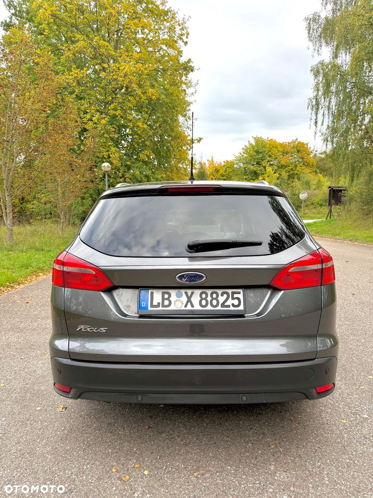 Ford Focus - 8