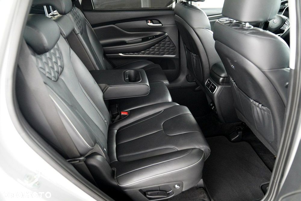 Hyundai Santa Fe - 34