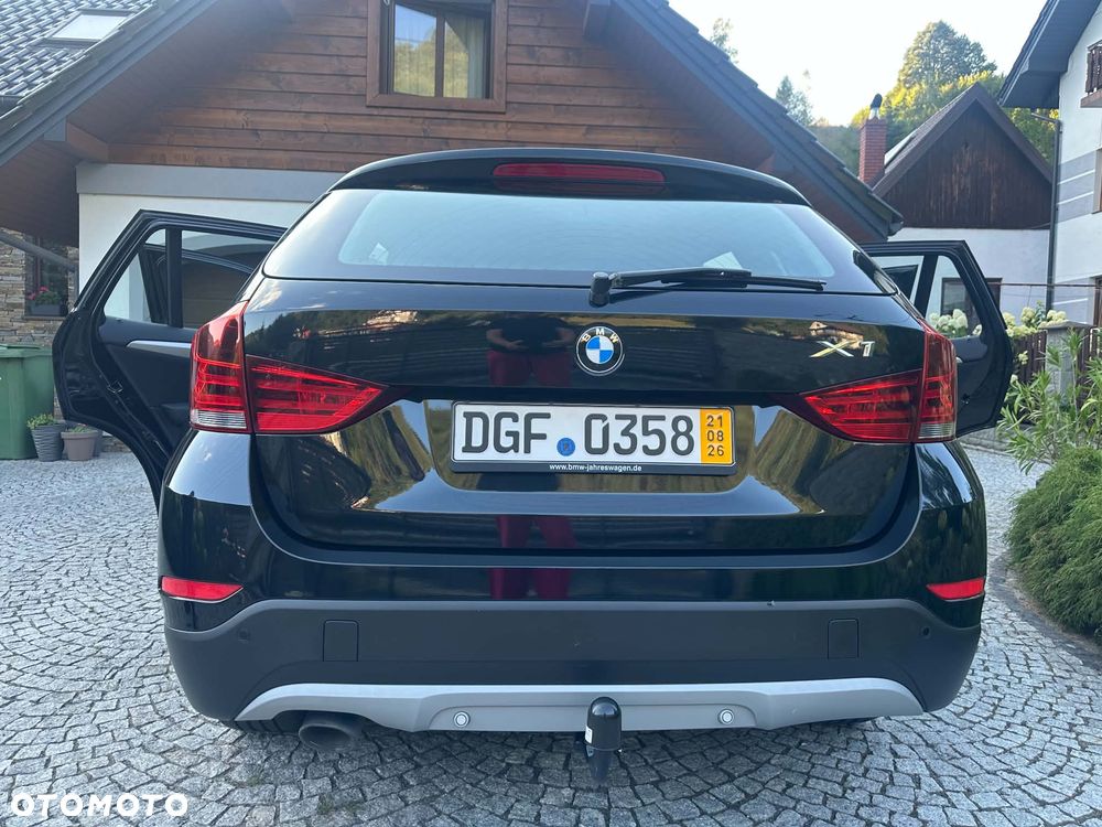 BMW X1 xDrive18d - 11