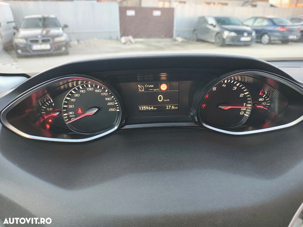 Peugeot 308 PureTech 130 GPF Stop & Start Allure Pack - 31