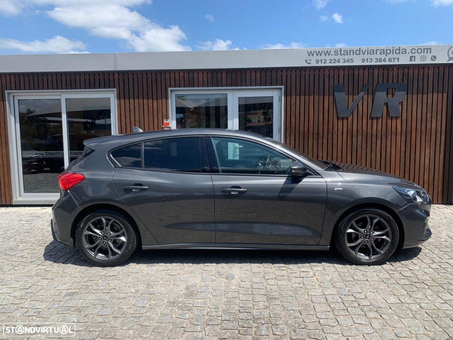 Ford Focus 1.5 TDCi EcoBlue ST-Line - 25