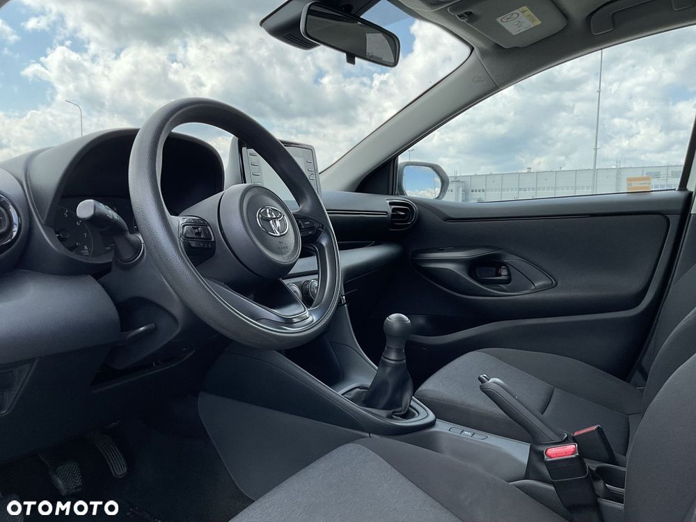 Toyota Yaris - 11