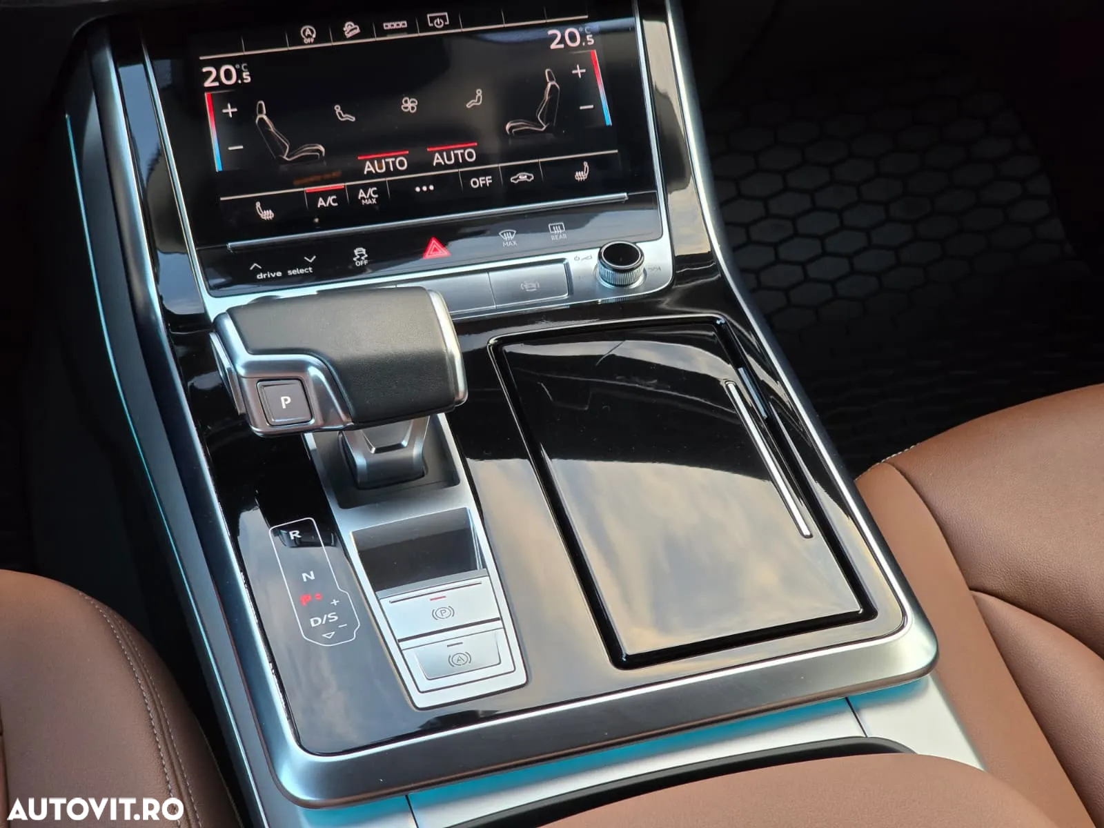 Audi Q8 3.0 45 TDI quattro Tiptronic MHEV - 33