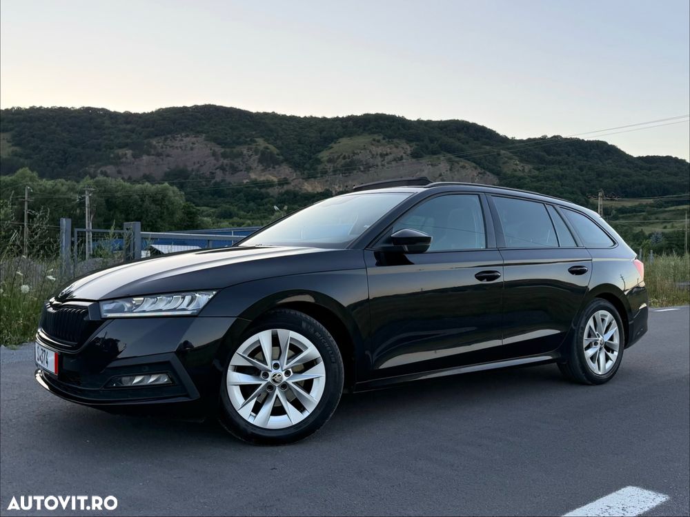 Skoda Octavia 2.0 TDI DSG Sportline - 1