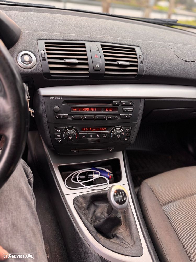 BMW 120 d Sport - 11