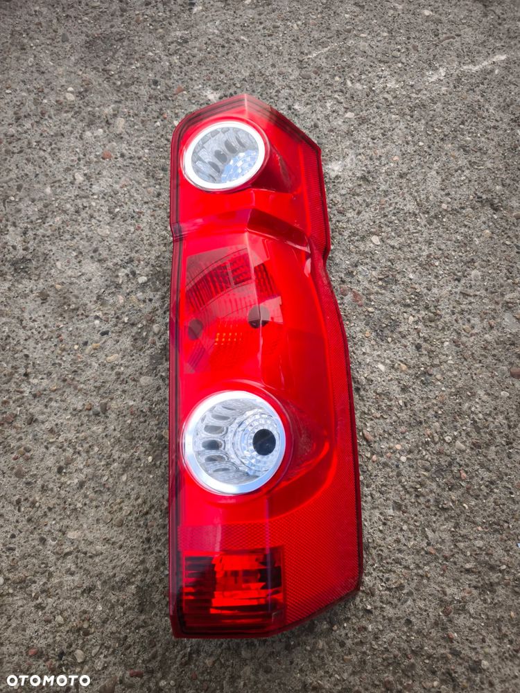 Lampa prawa tył VW Crafter I 2006-2018 hvw9068200164