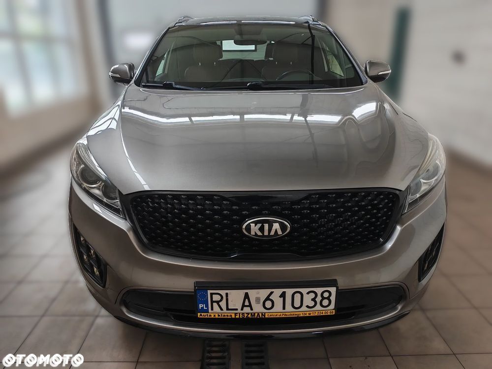 Kia Carens 2015 photo 5
