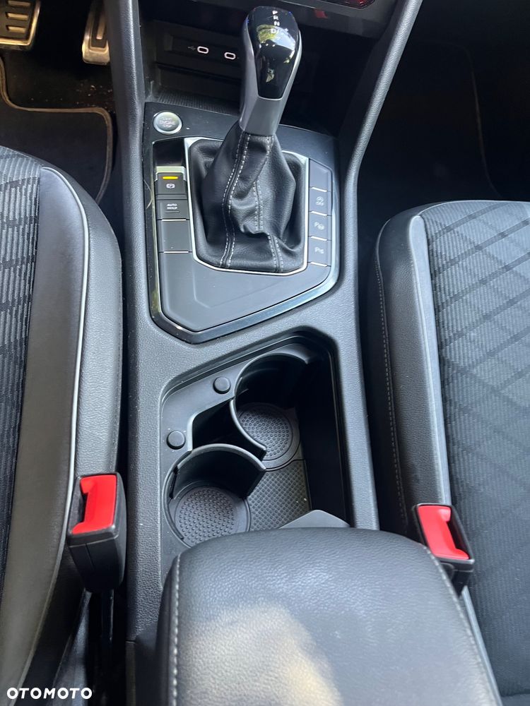 Volkswagen Tiguan - 14