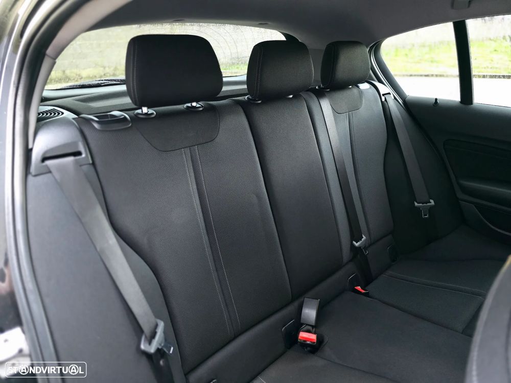 BMW 116 d Line Sport - 27