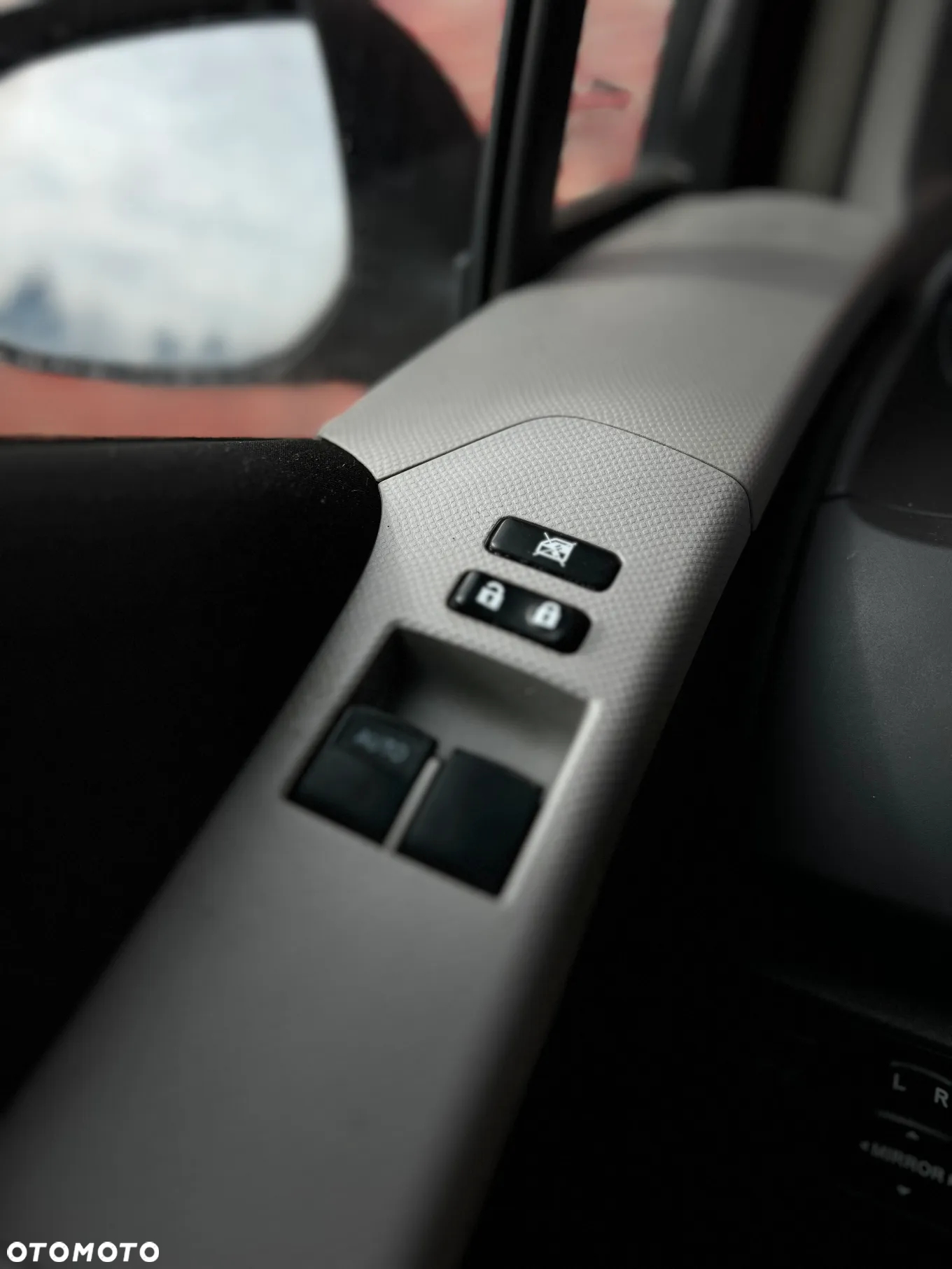 Toyota Yaris - 28