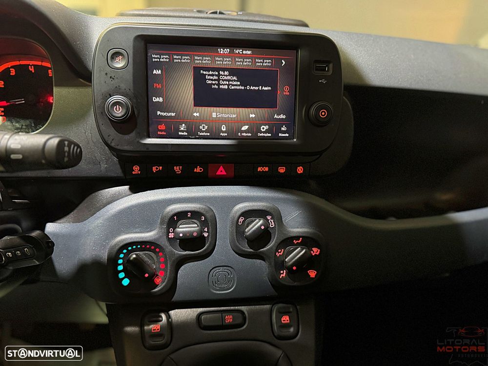 Fiat Panda 1.0 Hybrid City Cross - 25