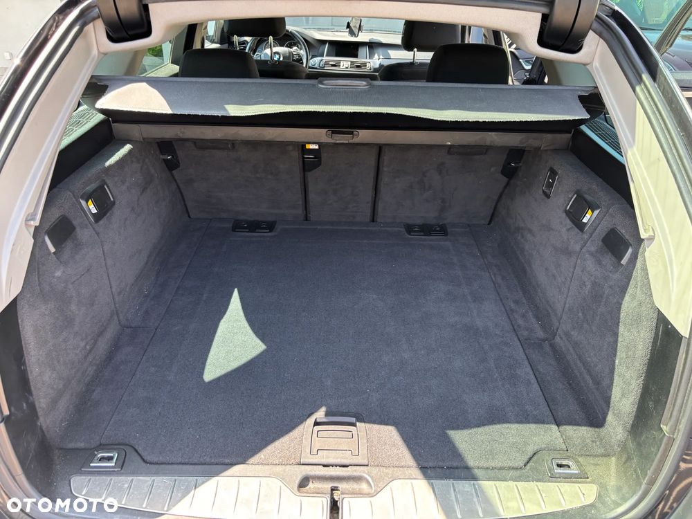 BMW Seria 5 520d xDrive Luxury Line - 8