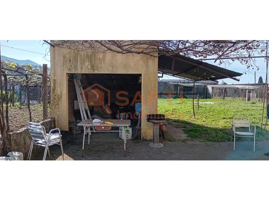 Casa com terreno - Grande imagem: 3/11